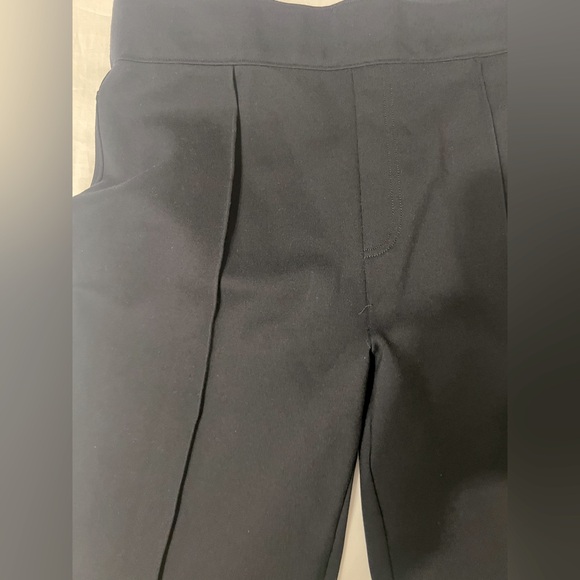 SPANXsupersmooth PerfectFit
Ponte Flare Pant. Large - Picture 6 of 8